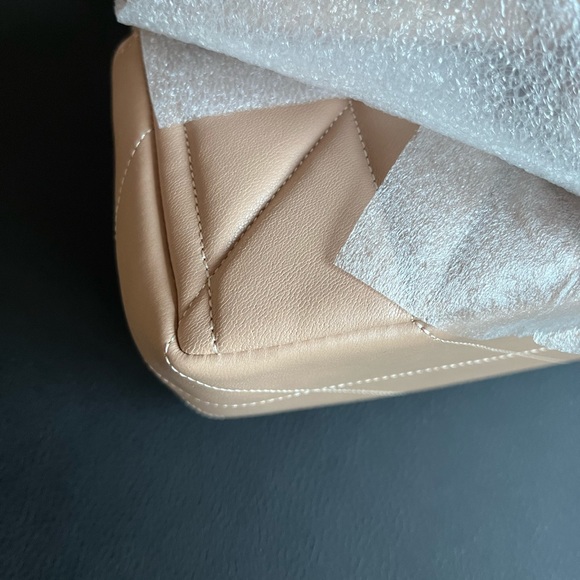 coach quilted tabby 20 BUFF - Picture 3 of 4